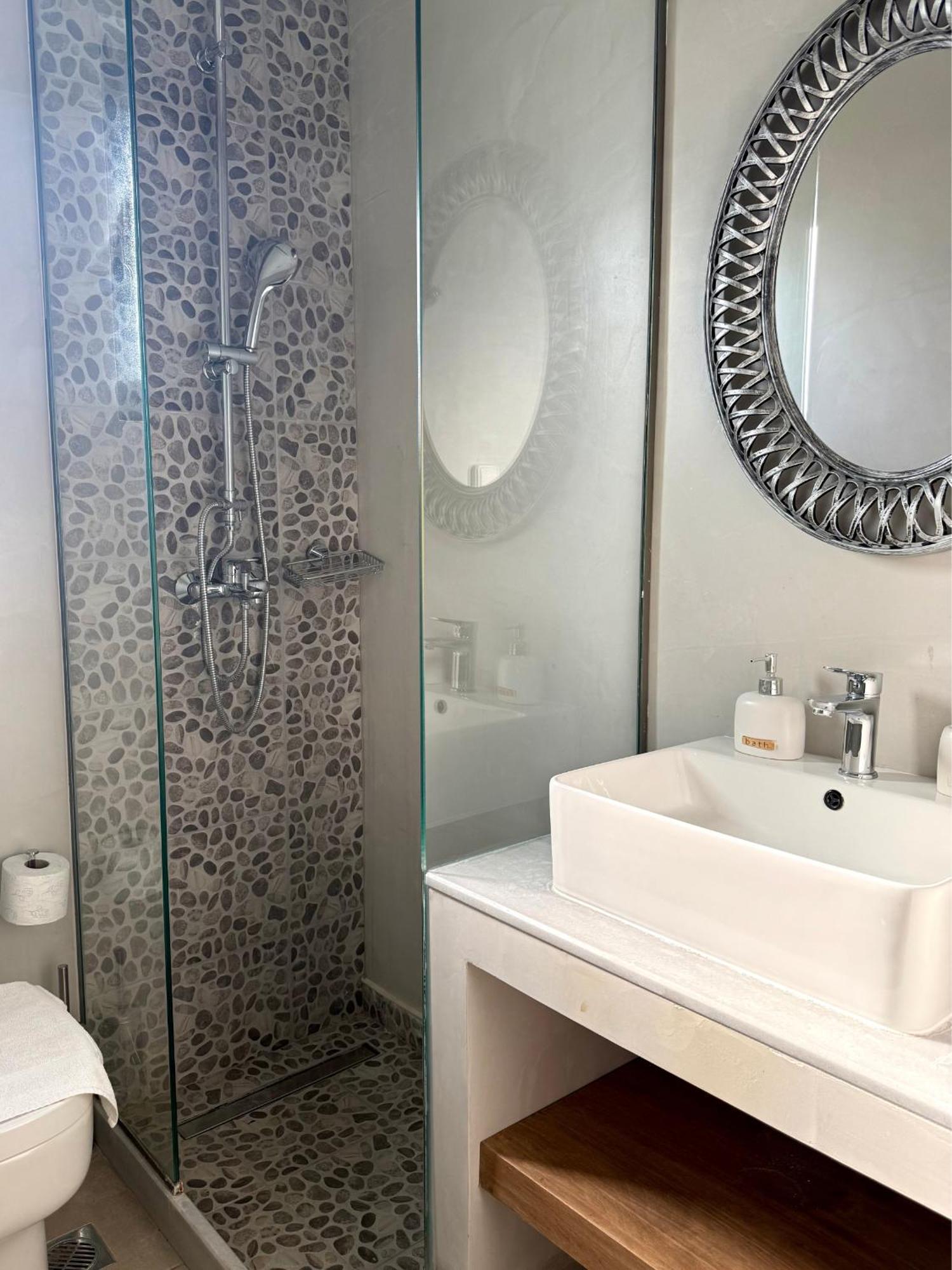 Kipos Suites & Apartments (Adults Only) Gennadi Rum bild